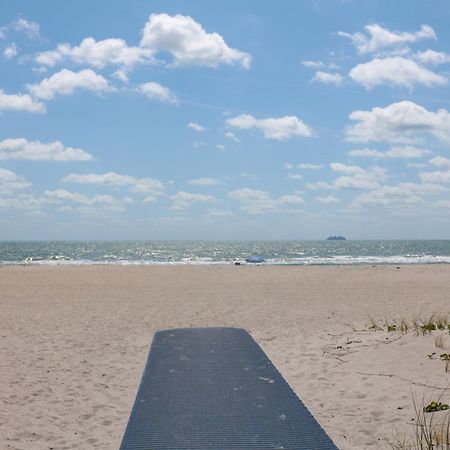 Cape Canaveral Escape With Grill Walk To Beach! エクステリア 写真