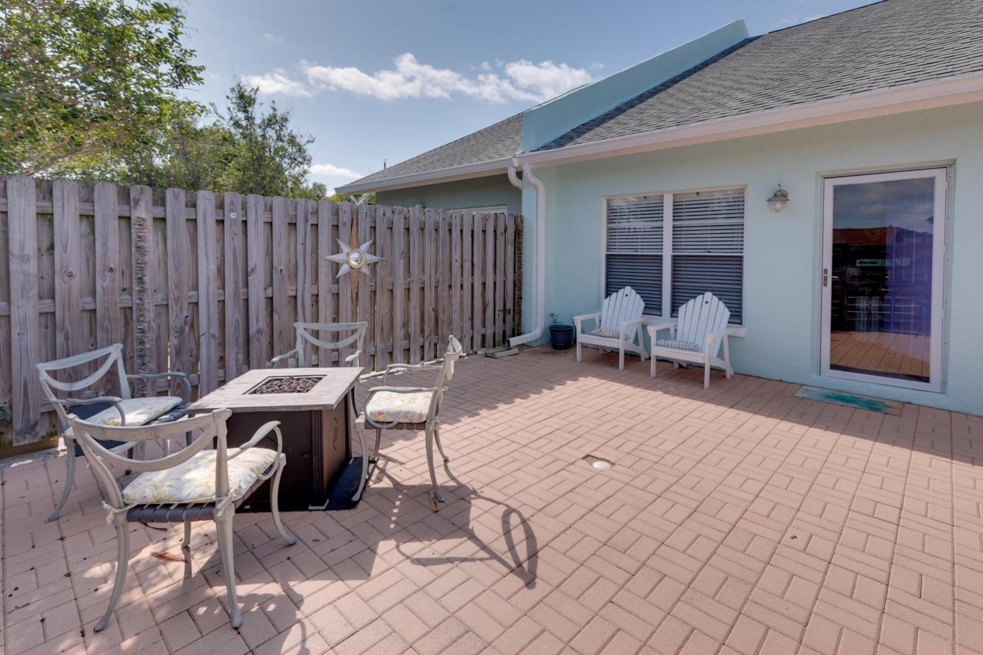 Cape Canaveral Escape With Grill Walk To Beach! エクステリア 写真